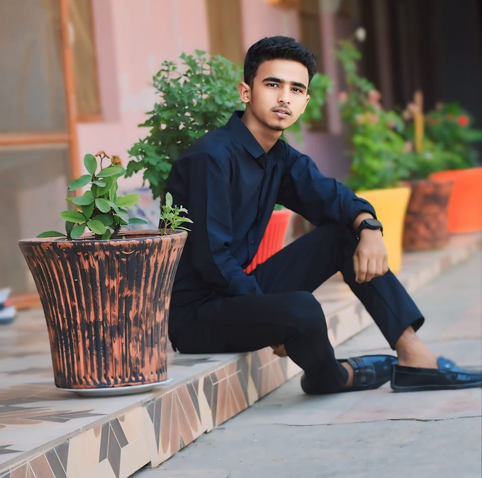 Friend 3 - Photo 1